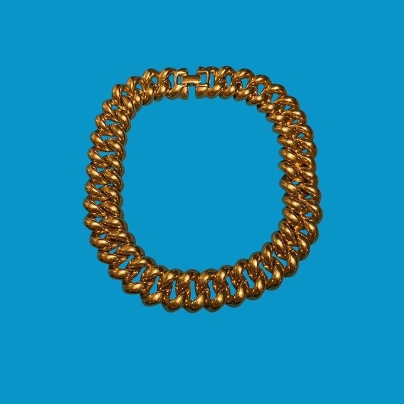 Vintage Monet Chunky Chain Choker - Picture 9 of 9